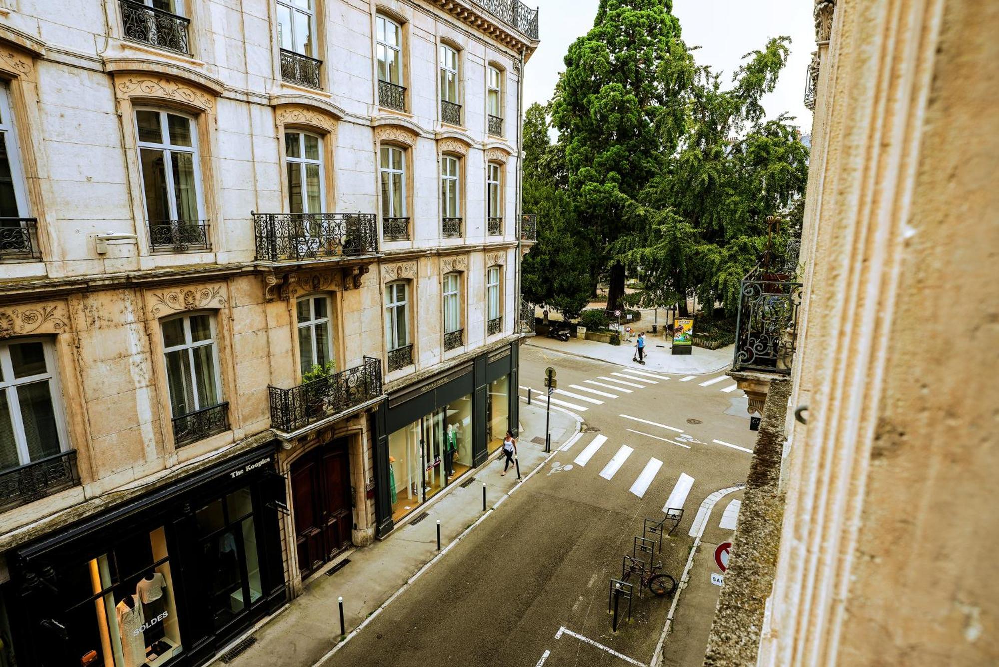 Le St Amour Elegant 2 Chambres *Wifi/Super Centre* Безансон Экстерьер фото